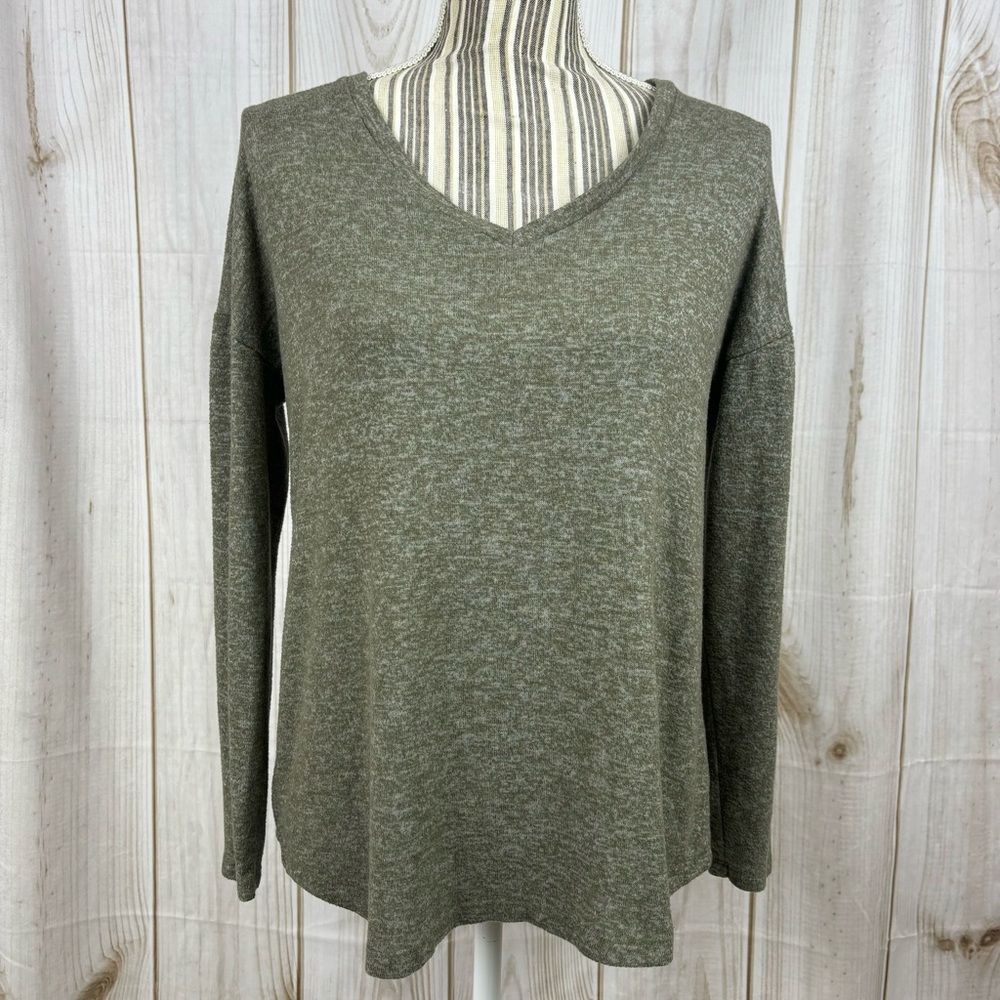 A New Day Sweater Lightweight Long Sleeve V-Neck Drop Shoulder Gray Size Small